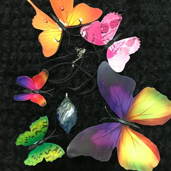 Exclusive Unique Rare Vintage Sea Glass ONe of a Kind Handmade Necklace - Picture 6 of 16